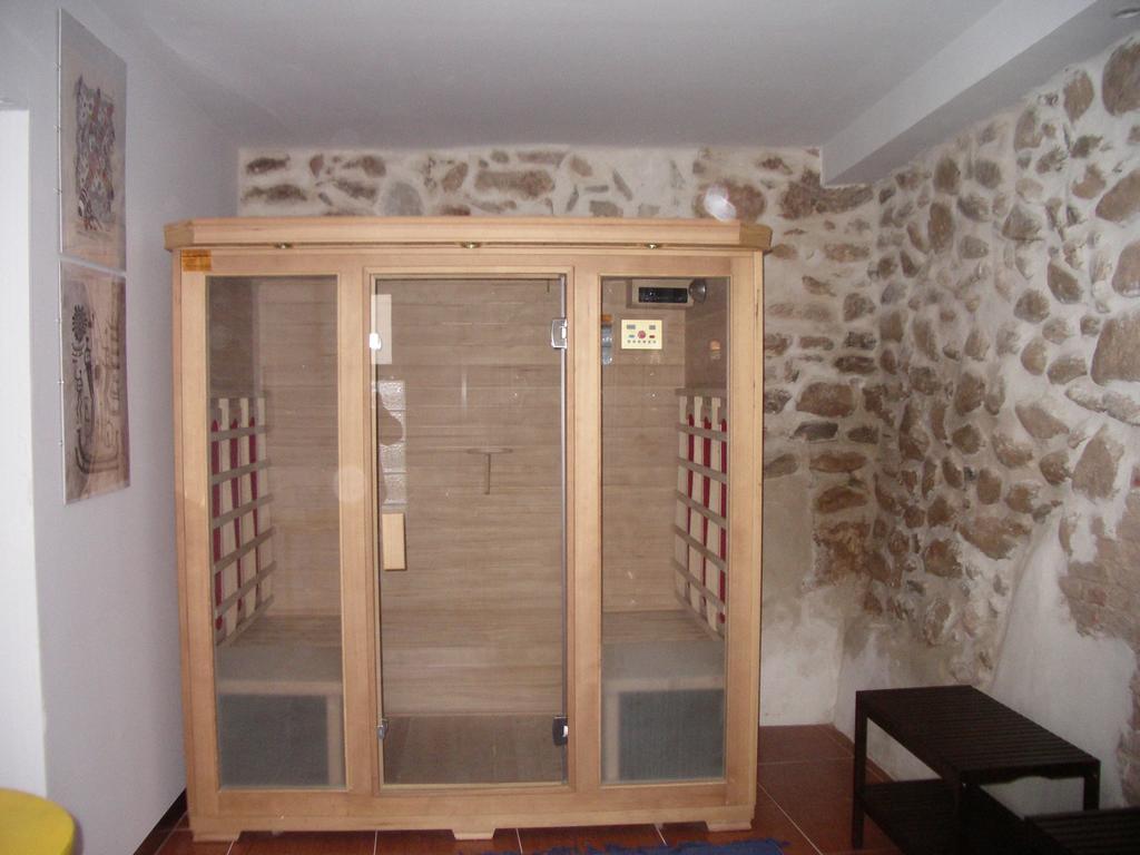 Apartamentos La Fonda Aniñón Kültér fotó