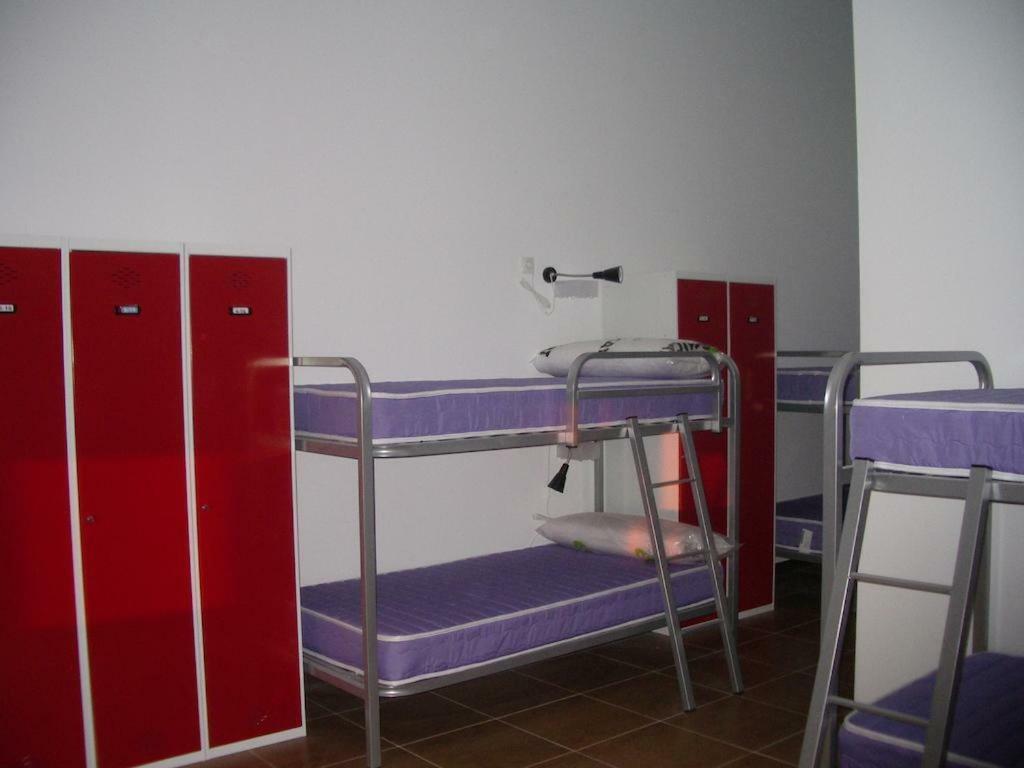 Apartamentos La Fonda Aniñón Kültér fotó