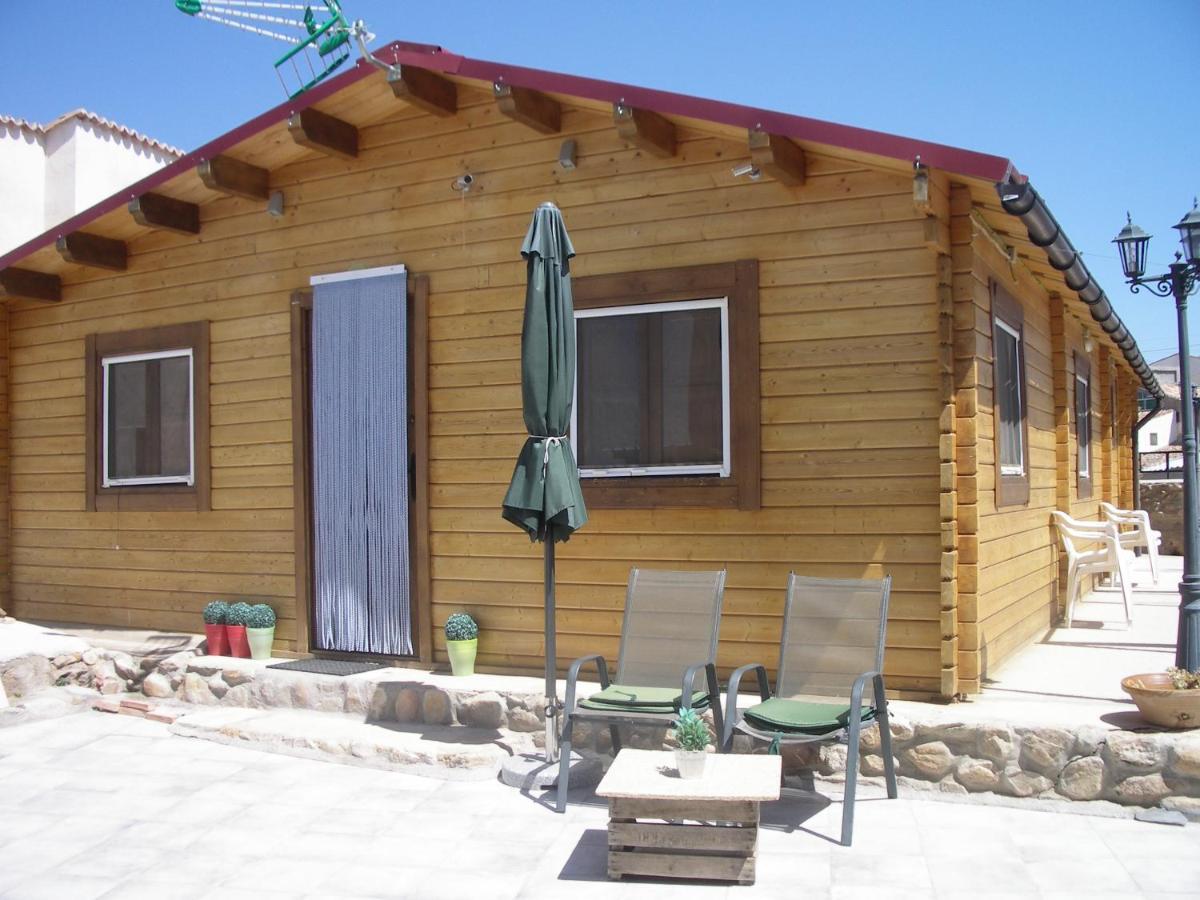 Apartamentos La Fonda Aniñón Kültér fotó